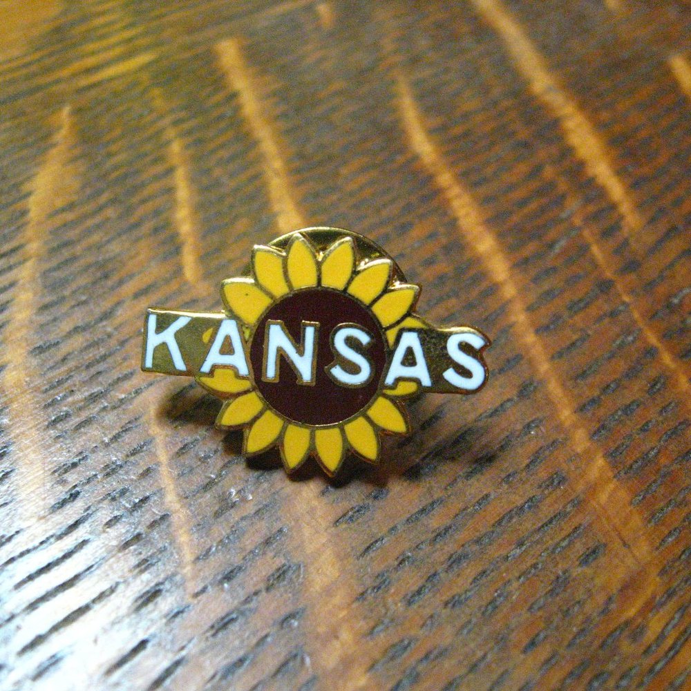 🌻 Kansas Vintage Union Made Lapel Pin